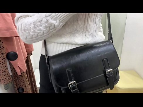 ❤️ Nyilvános maszturbáció a fiatal szuka FeralBerry egy dildóval a próbafülkében ❤ Pornó videó at hu.makesexnotwar.ru ❤